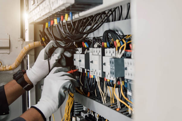 Best Affordable Emergency Electrician  in Lodi, WI