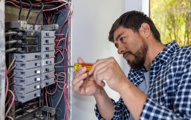 Best Commercial Electrician Services  in Lodi, WI